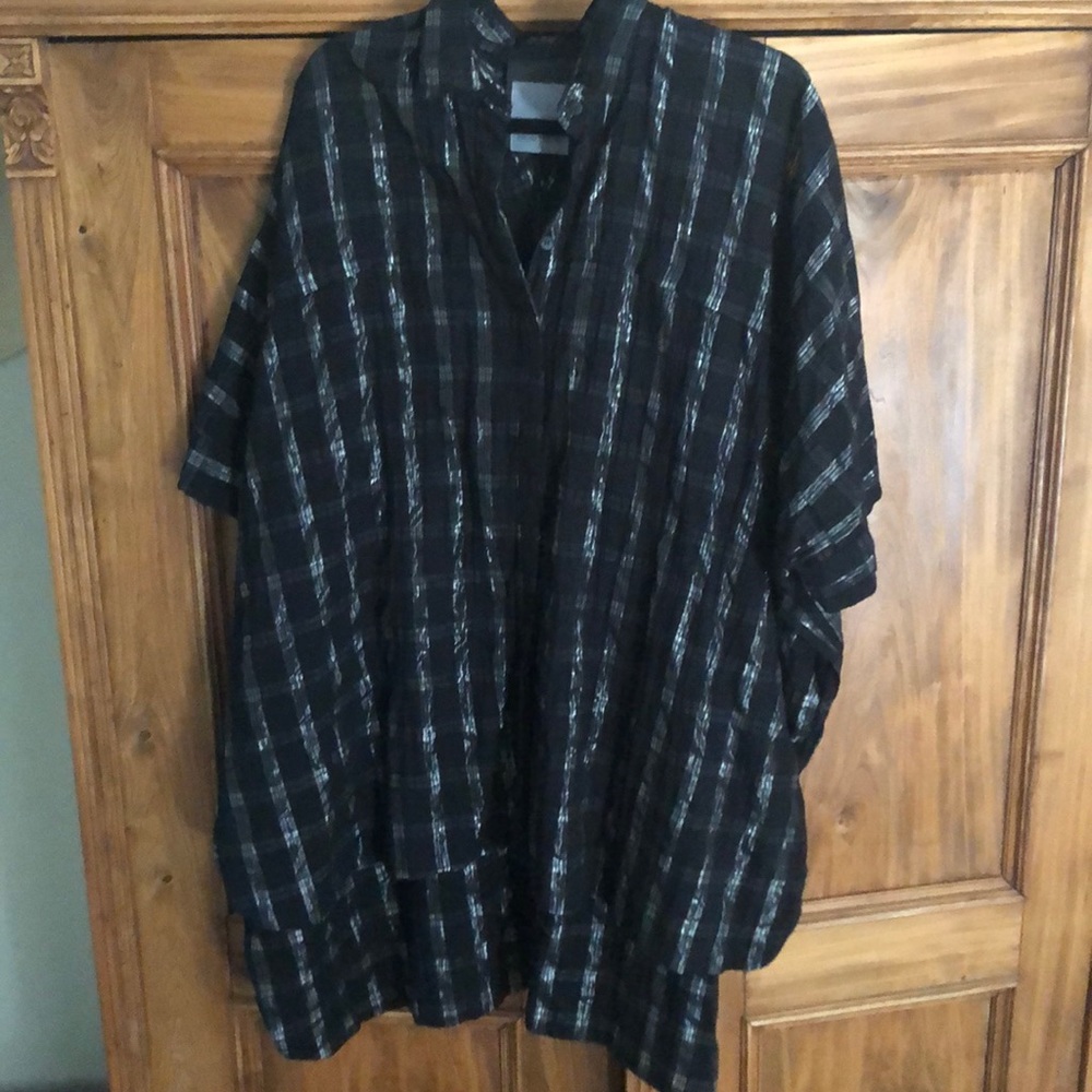 Hostume roomy button down tunic shirt